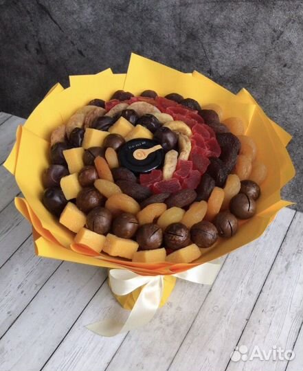 Букеты из сухофруктов, букеты из орехов