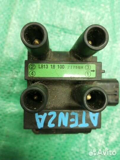 Катушка зажигания Mazda Atenza L81318100