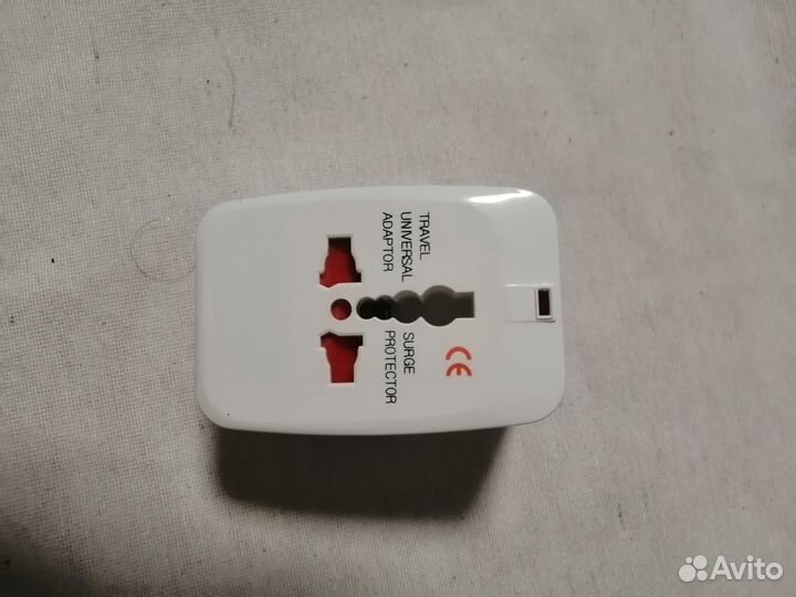 Адаптер/переходник для розеток разных стран