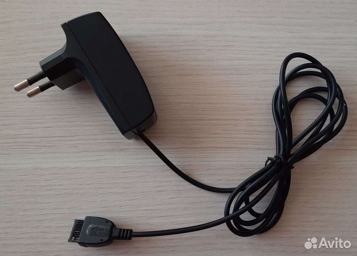 Зарядные устройства для телефонов