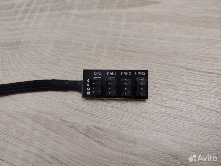 Разветвитель на 4 вентилятора / хаб для куллера пк