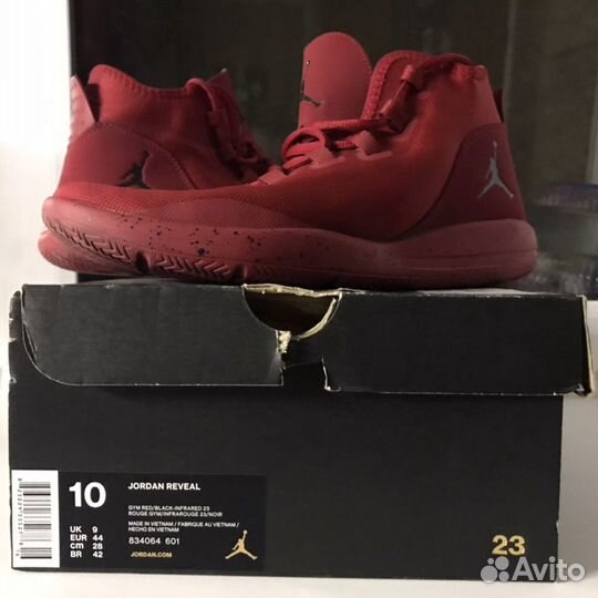 Air jordan 2025 reveal red