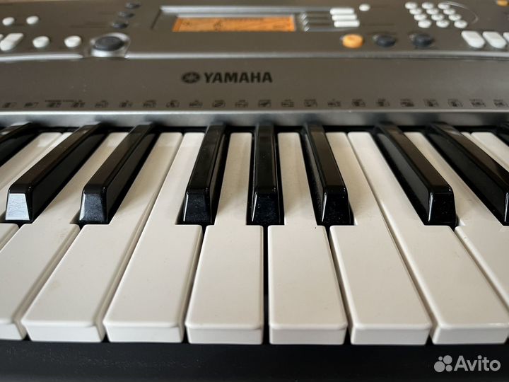 Синтезатор yamaha psr r300