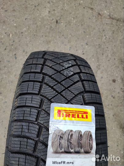Pirelli Ice Zero FR 225/55 R18