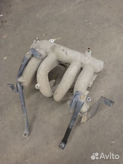 Впускной коллектор nissan almera classic