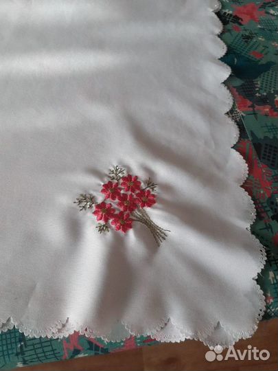 Скатерть с салфетками новая