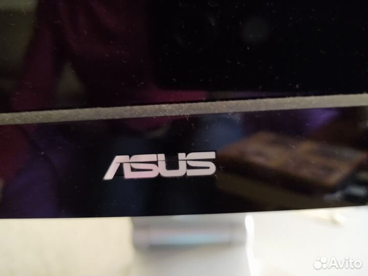 Монитор Asus