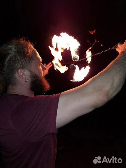 Фаер шоу, огненное шоу. Огненные, горящие сердца