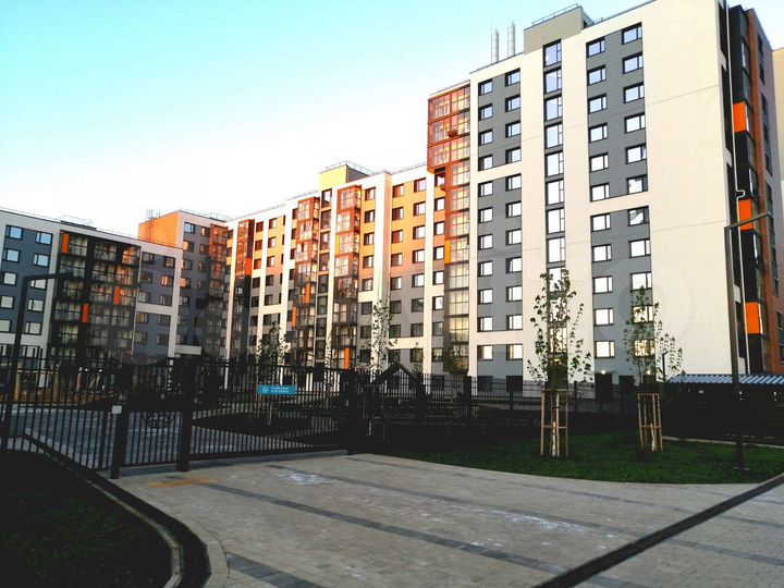 2-к. квартира, 55 м², 10/12 эт.