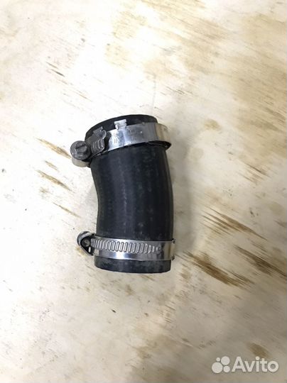 Патрубок интеркулера 5Q0145828,Octavia A7,1.8 TSI