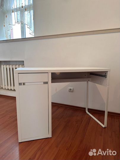 Стол для маникюра маникюрный столик