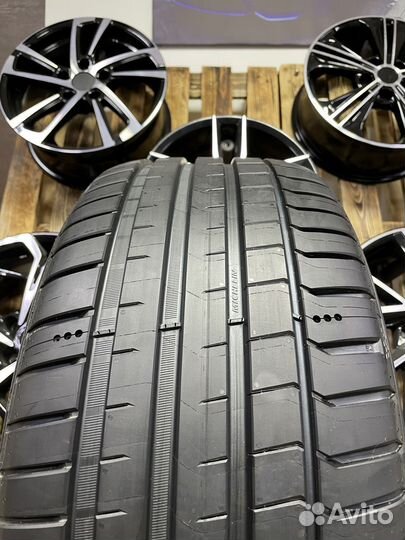 Michelin Pilot Sport 5 245/45 R18 100Y