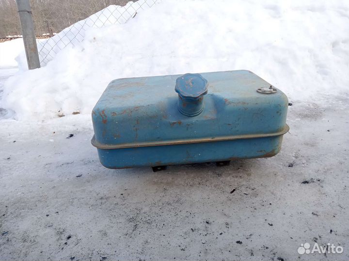 Топливный бак