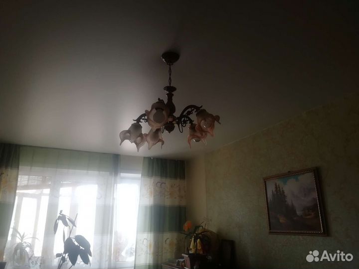 Люстра подключена доставка
