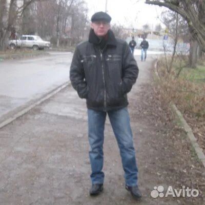 Кладовщик, оператор 1С