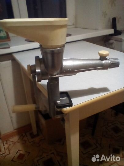 Соковыжималка ручная