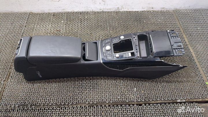 Консоль салона Audi A6 (C7), 2013