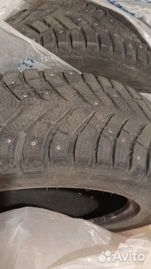 Toyo Observe Ice-Freezer 215/65 R16 98T