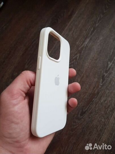 Чехол на iPhone 13 pro