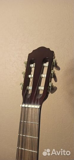 Гитара классическая 1/2