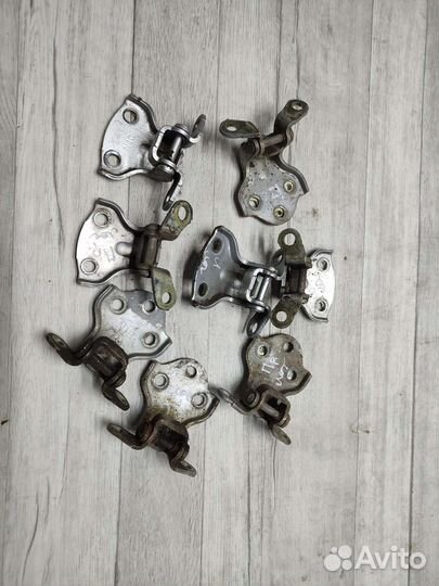 Петли дверные chevrolet lacetti