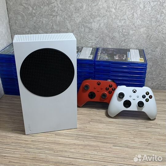 Xbox Series S + 300Игр Game Pass Ultimate