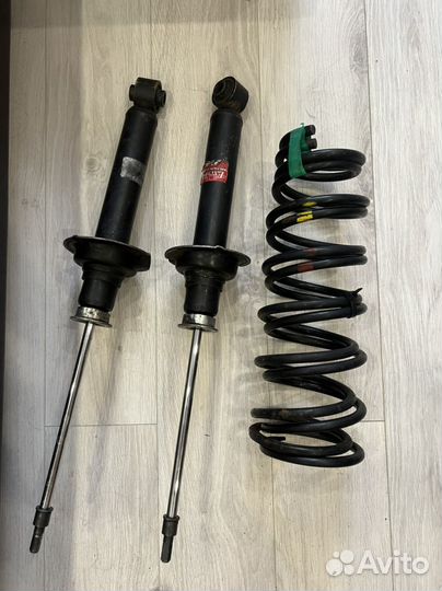 Амортизаторы с пружиной
