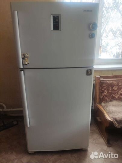 Холодильник