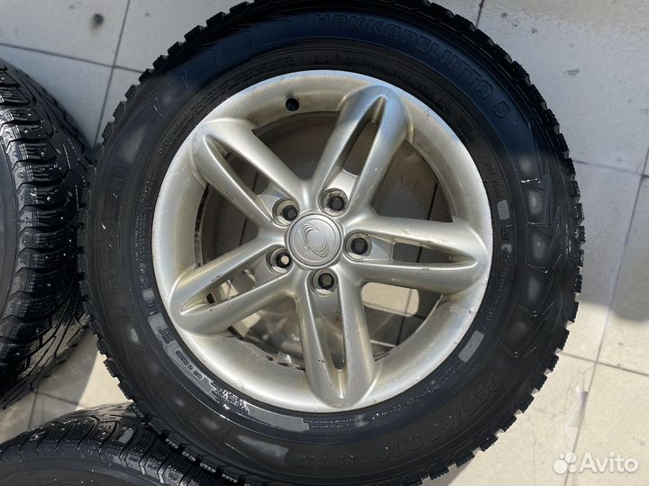 Комплект колес на SsangYong Actyon R16
