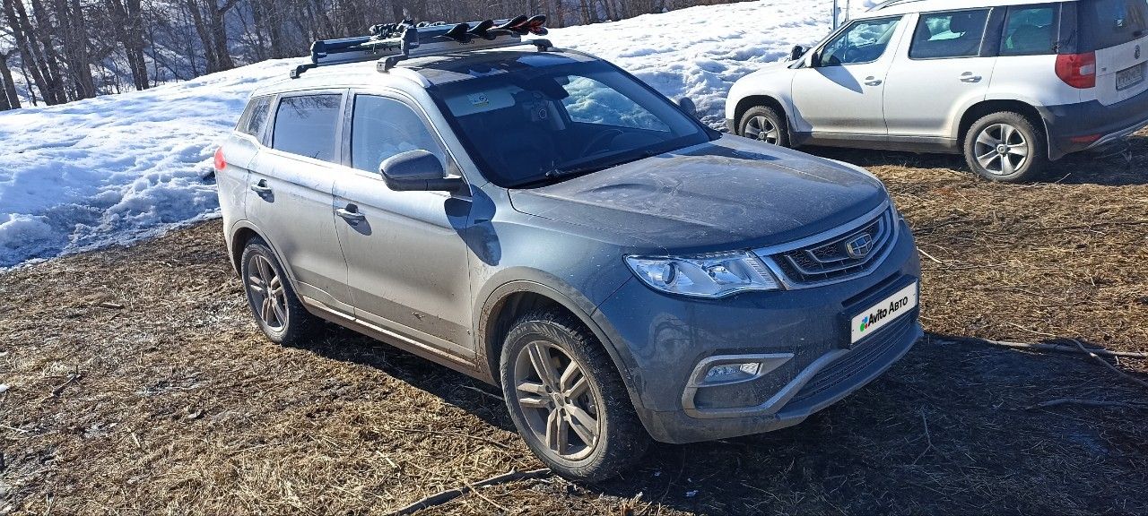 Geely Atlas: фото владельца