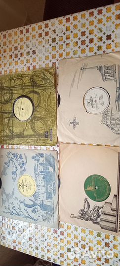 Пластинки для патефона.4 штуки.Редкие.10