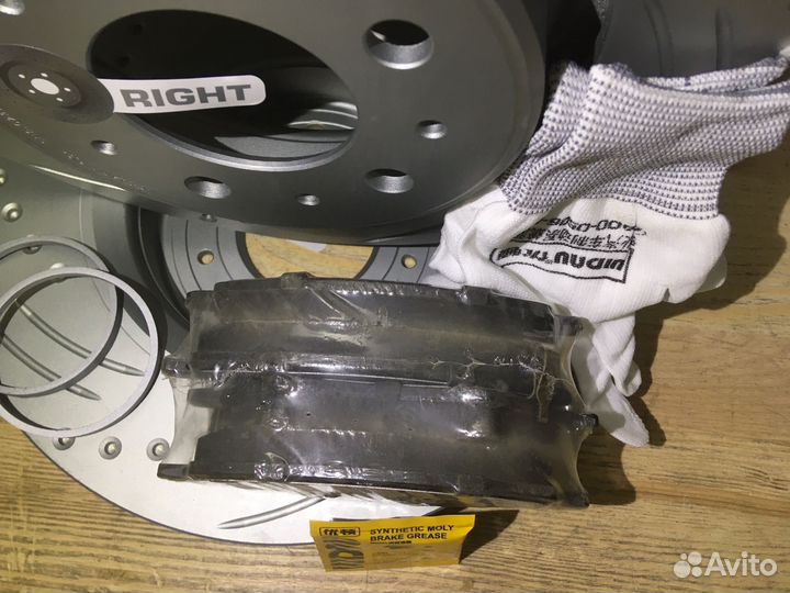 Передние тормозные диски колодки Chery Tiggo 8 Pro