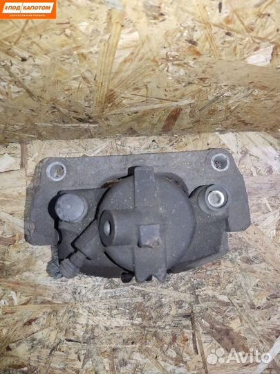 Суппорт тормозной передний правый Renault Megane 2