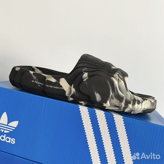 Шлёпки Adidas adilette