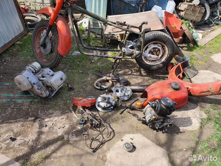 Мотоцикл Днепр по частям