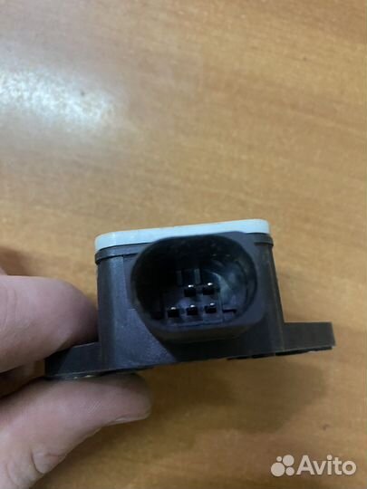 Датчик ускорения Audi A6 C6