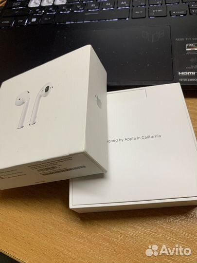 Правый Наушник+кейс apple airpods 2