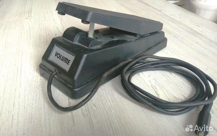 Педаль громкости для клавишных VP26-U