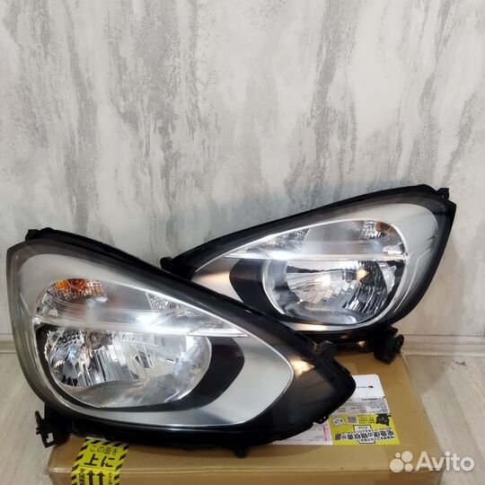 Фары на Honda fit