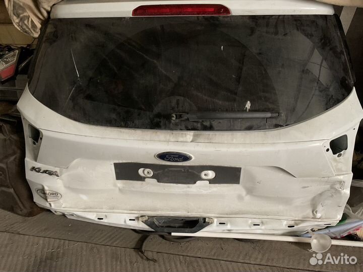 Крышка багажника Форд Куга