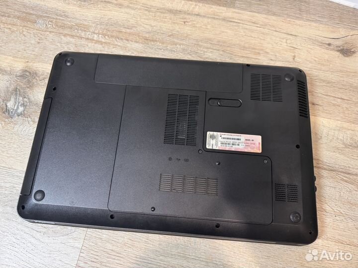 Отличный HP i3/6/ssd+hdd