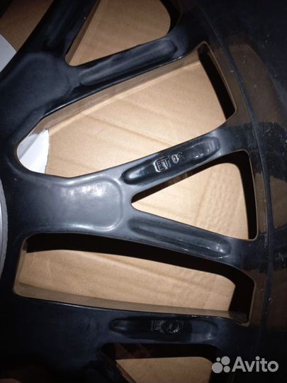 Литые диски R18