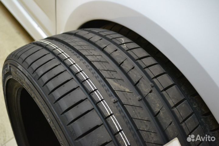 Kumho Ecsta Sport S PS72 255/45 R18 103Y