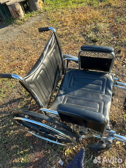 Инвалидная коляска