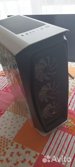 Компьютер на AMD Ryzen 7 5700X3D и Rtx 3060 12gb