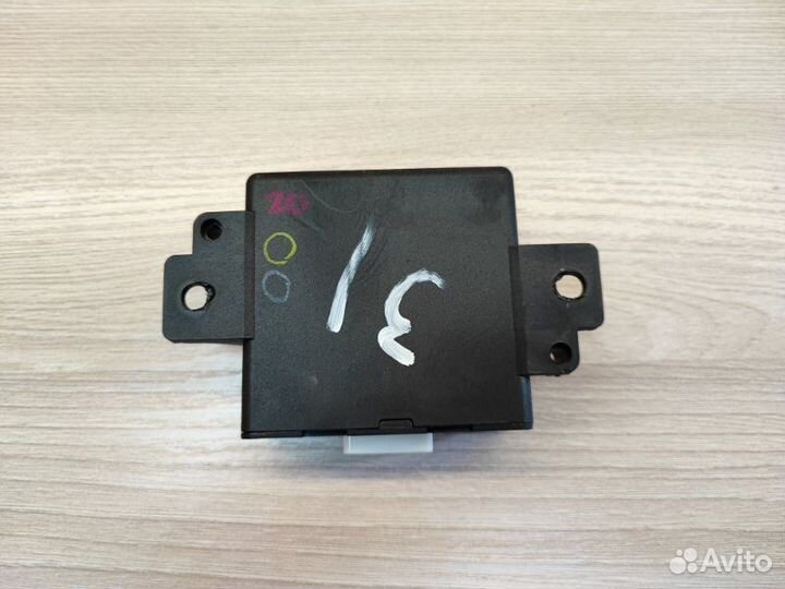 Блок управления парктрониками Renault Logan