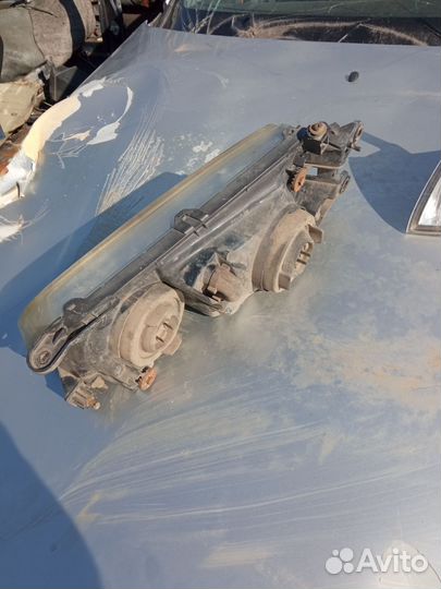 Фары Mazda 626 GF capella