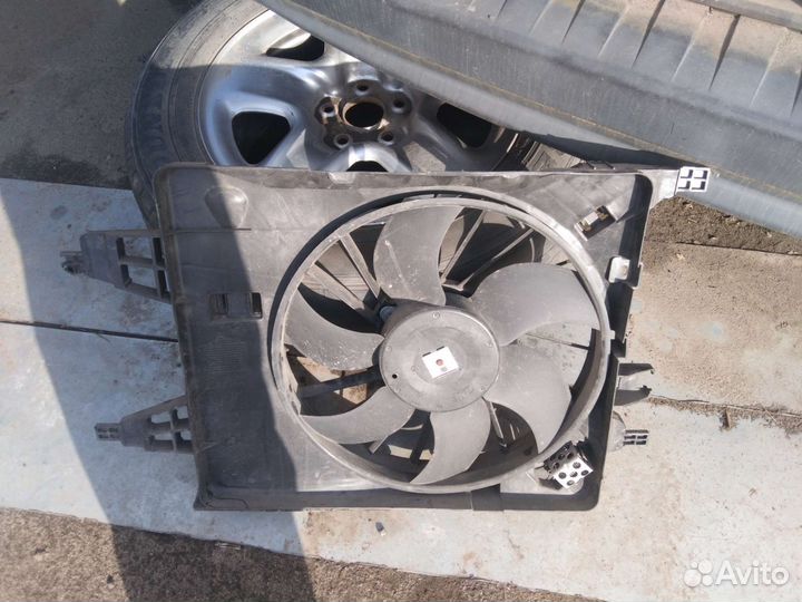 Вентилятор охлаждения Renault Kangoo 2