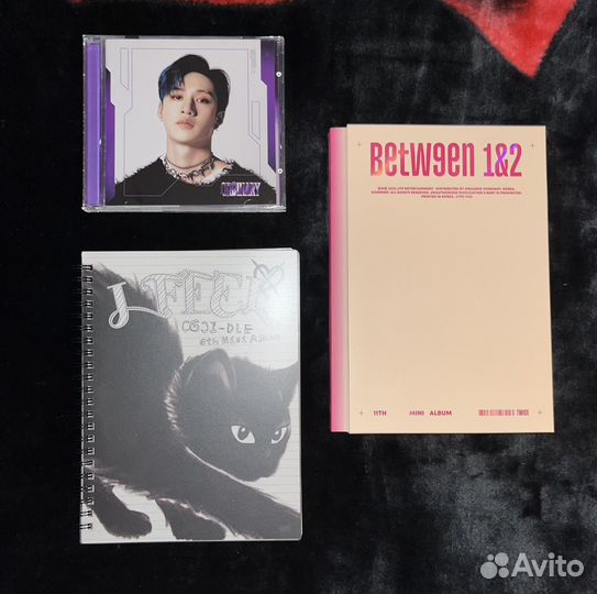 Альбомы twice, (g)i-dle, stray kids