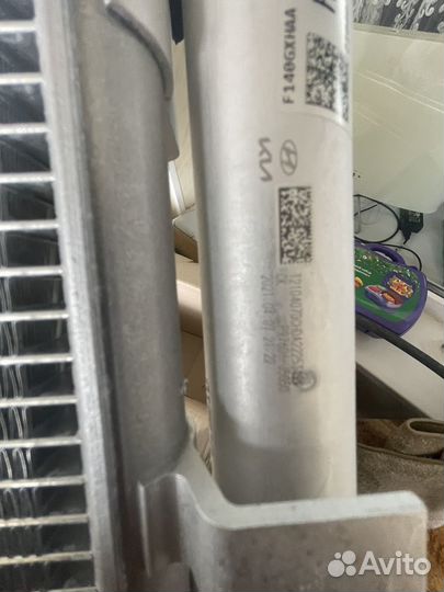 Запчасти на kia stinger радиатор кондиционера